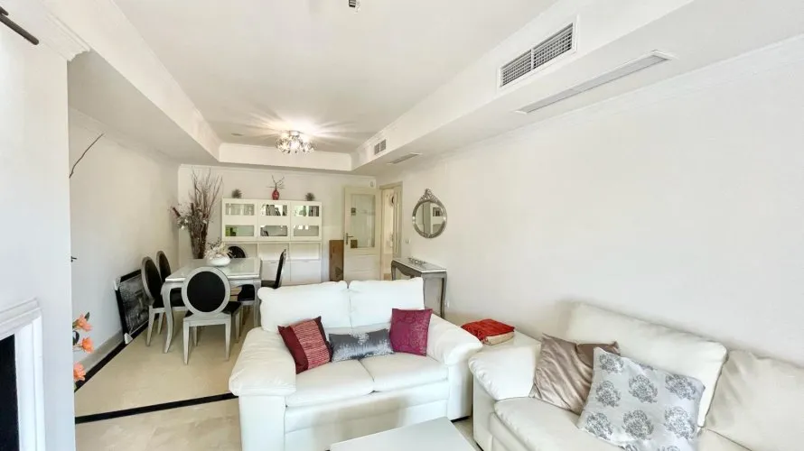 2 bedrooms apartment for sale , Marbella, Spain No. 342 № 1