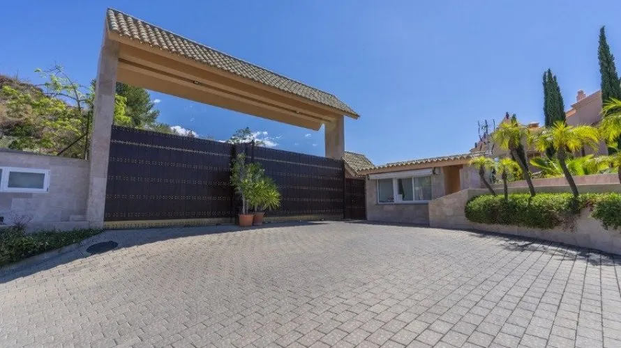 1 bedroom apartment for sale , Nueva Andalucia, Spain No. 857 № 3