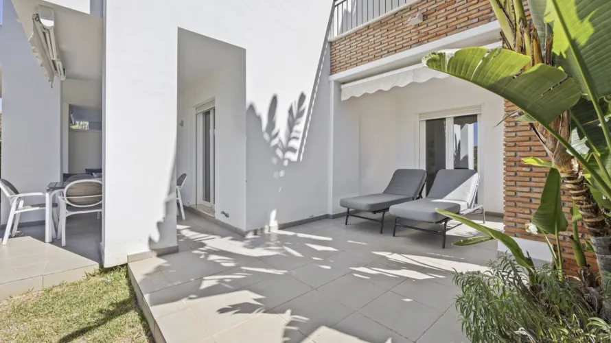 3 bedrooms apartment for sale , Benahavis, Spain No. 1030