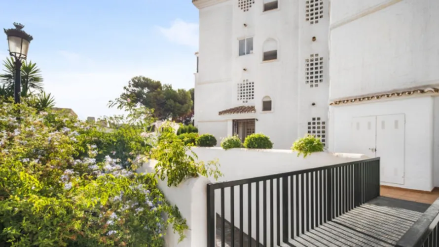 2 bedrooms apartment for sale , Mijas Costa, Spain No. 1089 № 7