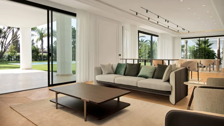 6 bedrooms villa for sale , Marbella, Spain No. 388 № 17