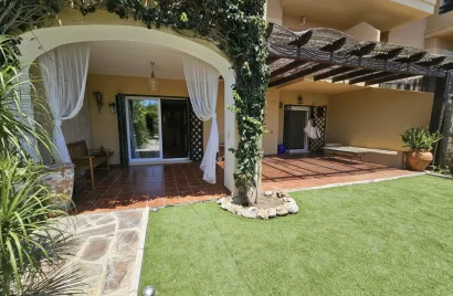 2 bedrooms apartment for sale , Estepona, Spain No. 1051