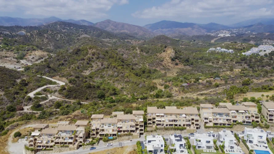3 bedrooms apartment for sale , Estepona, Spain No. 649 № 21