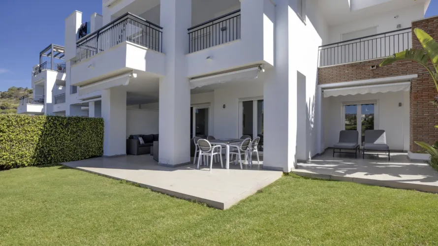 3 bedrooms apartment for sale , Benahavis, Spain No. 1030 № 14