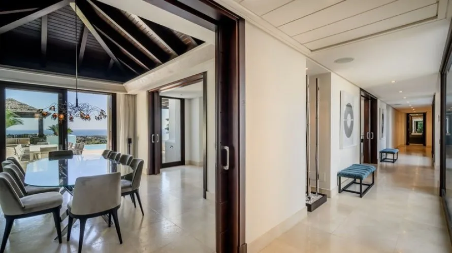 5 bedrooms house for sale , Benahavis, Spain No. 946 № 18