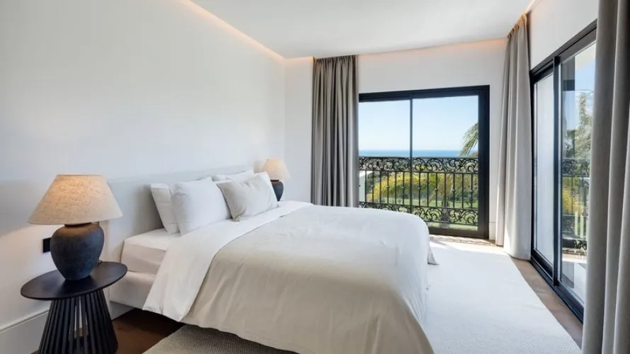 5 bedrooms house for sale , Benahavis, Spain No. 948 № 19