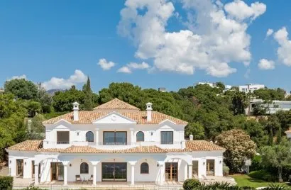 5 bedrooms villa for sale , Benahavis, Spain No. 790