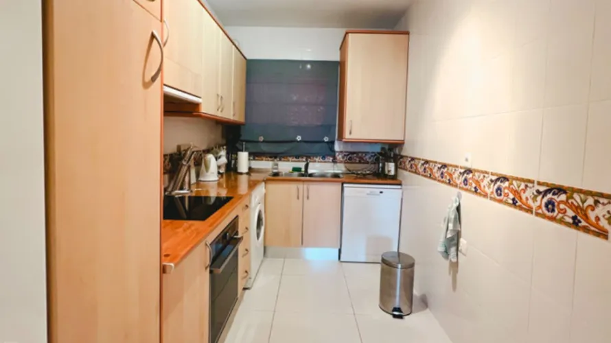 2 bedrooms apartment for sale , Marbella, Spain No. 1094 № 9