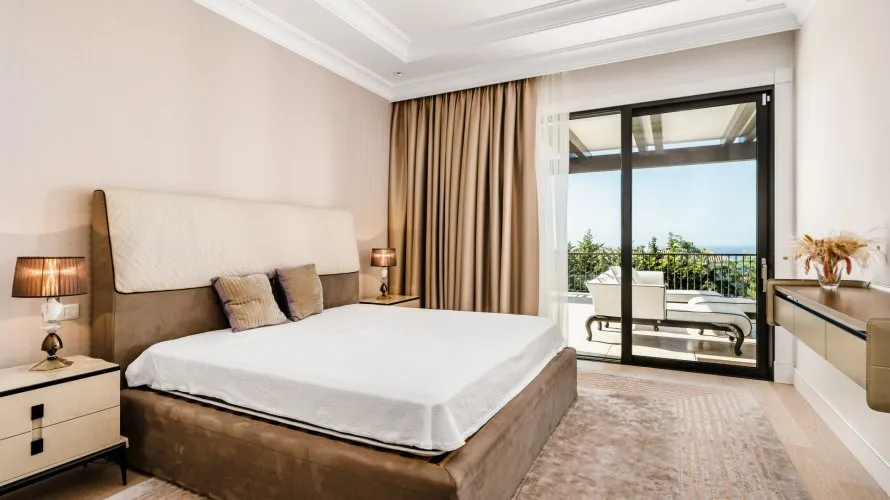 7 bedrooms villa for sale , Marbella, Spain No. 138 № 10
