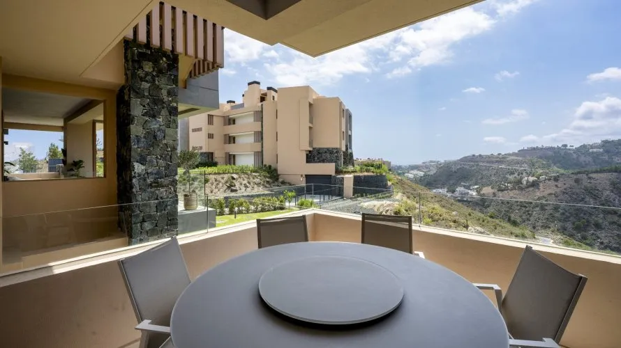 2 bedrooms apartment for sale , Benahavis, Spain No. 477 № 10