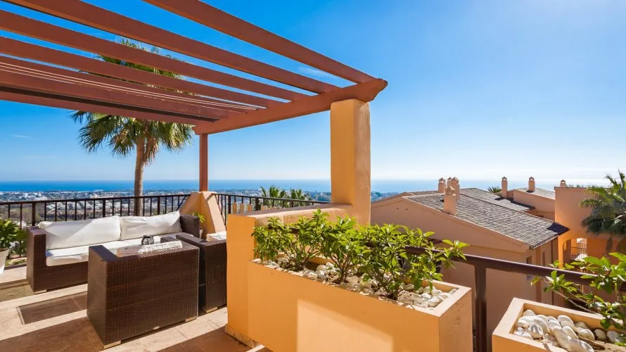 3 bedrooms penthouse for sale , Benahavis, Spain No. 402 № 17