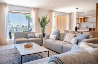 3 bedrooms townhouse for sale , Estepona, Spain No. 360