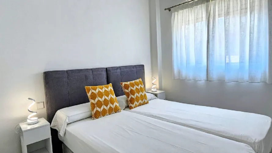6 bedrooms villa for sale , Cortes (San Pedro De Alcantara), Spain No. 1020 № 4