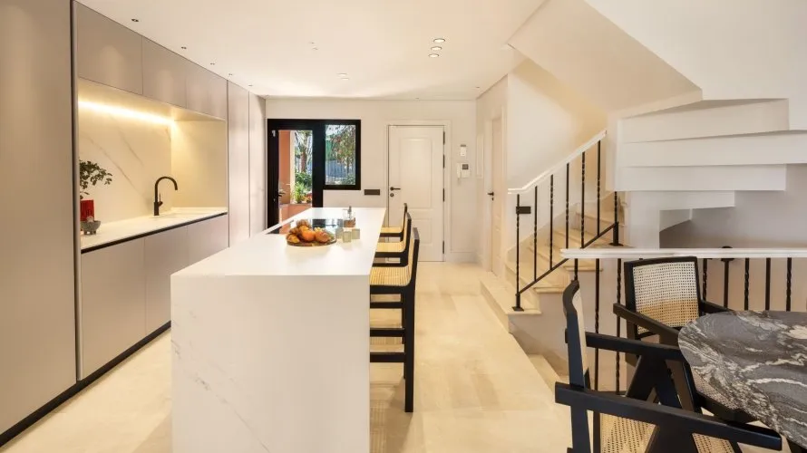 4 bedrooms townhouse for sale , Marbella, Spain No. 444 № 10