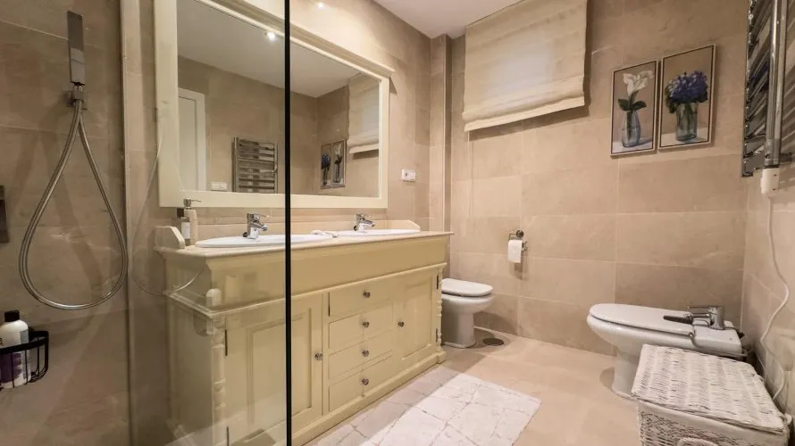 3 bedrooms apartment for sale , Benahavis, Spain No. 935 № 18