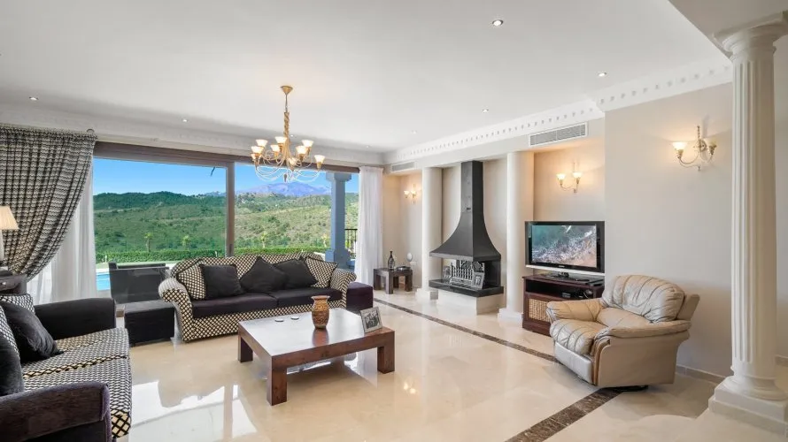 6 bedrooms villa for sale , Benahavis, Spain No. 664 № 7