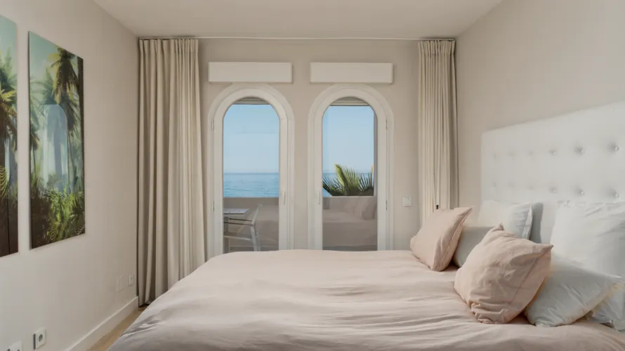 3 bedrooms apartment for sale , Estepona, Spain No. 1073 № 9