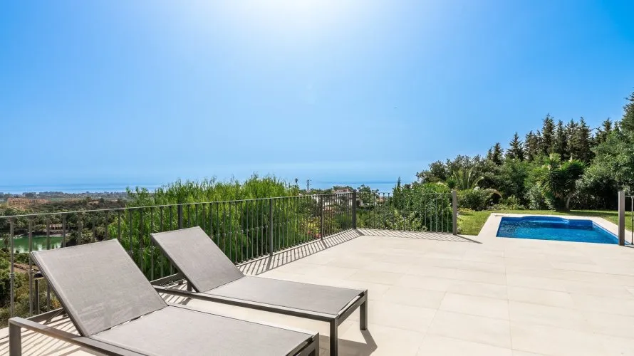 5 bedrooms villa for sale , Estepona, Spain No. 516 № 11