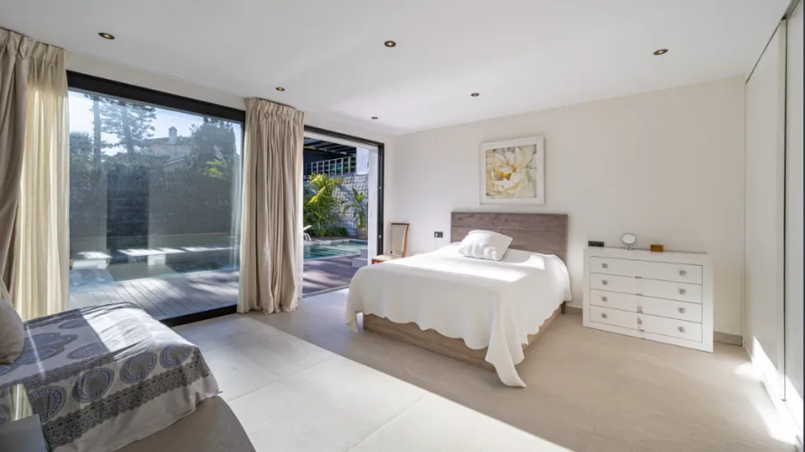 5 bedrooms villa for sale , El Rosario, Spain No. 1022 № 15