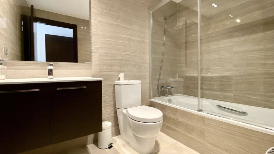 2 bedrooms apartment for sale , Marbella, Spain No. 672 № 9
