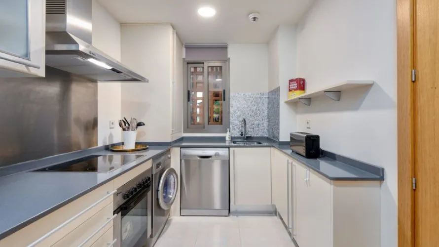 2 bedrooms apartment for sale , Estepona, Spain No. 468 № 9