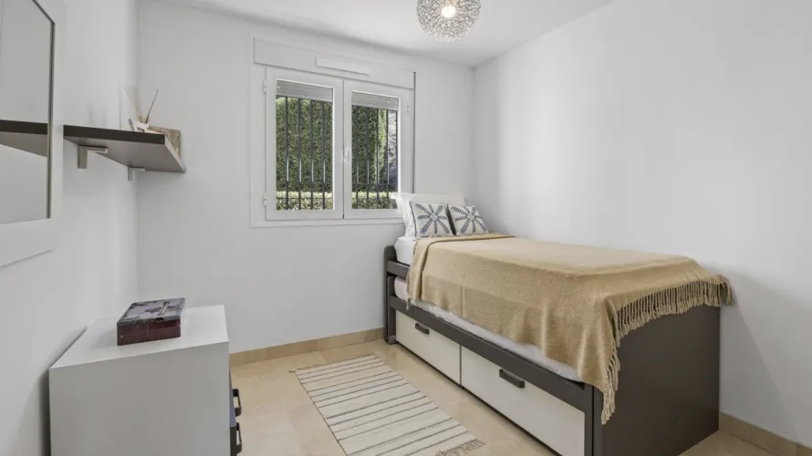 3 bedrooms apartment for sale , Benahavis, Spain No. 1030 № 5