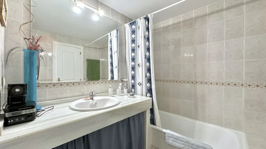 3 bedrooms townhouse for sale , Casares, Spain No. 382 № 10
