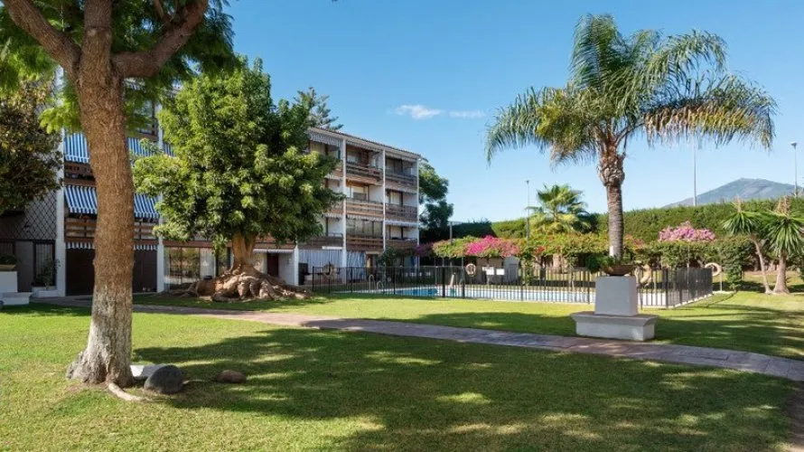 2 bedrooms apartment for sale , Cortes (San Pedro De Alcantara), Spain No. 466 № 5