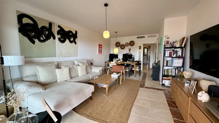 2 bedrooms apartment for sale , Estepona, Spain No. 618