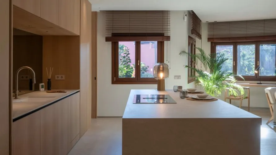3 bedrooms apartment for sale , Estepona, Spain No. 361 № 4