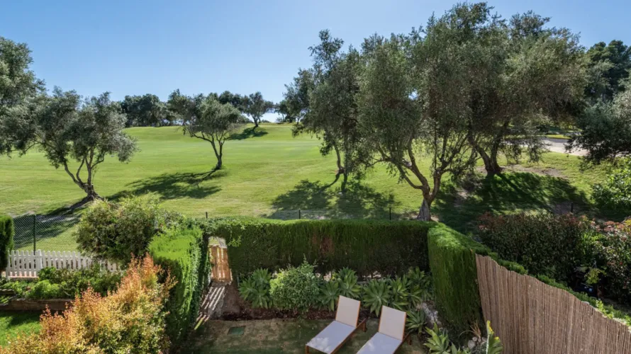 4 bedrooms townhouse for sale , Nueva Andalucia, Spain No. 1087 № 10