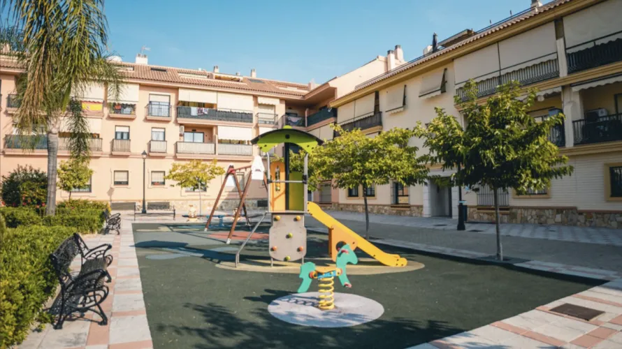 2 bedrooms apartment for sale , Fuengirola, Spain No. 612 № 10