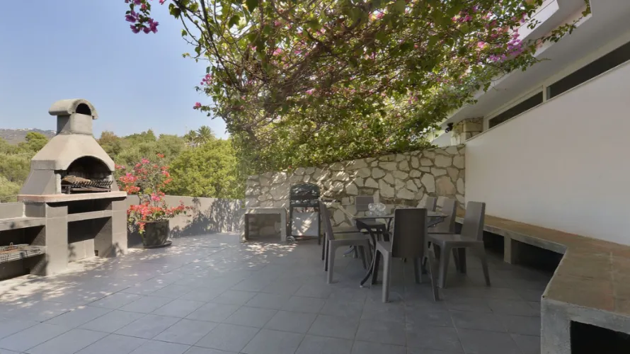 6 bedrooms villa for sale , Marbella, Spain No. 1025 № 8