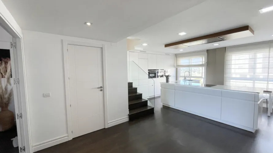 2 bedrooms duplex for sale , Fuengirola, Spain No. 815 № 5