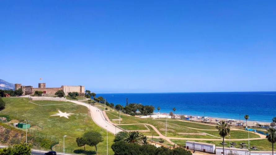2 bedrooms duplex for sale , Fuengirola, Spain No. 1017 № 3
