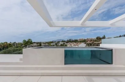 4 bedrooms townhouse for sale , Marbella, Spain No. 224