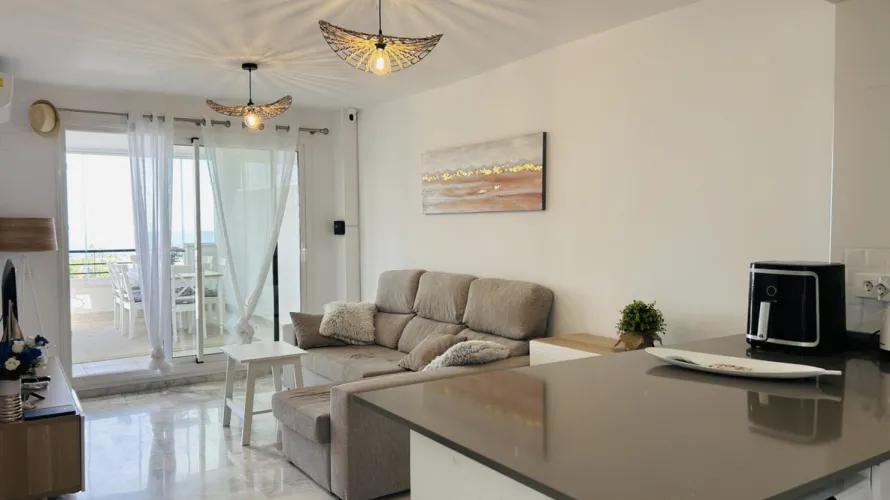 2 bedrooms penthouse for sale , Estepona, Spain No. 932 № 7