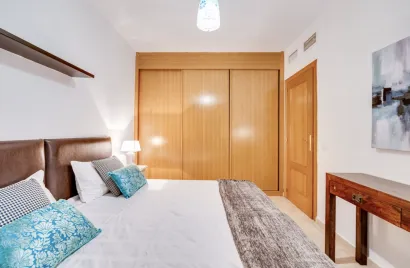 3 bedrooms apartment for sale , Estepona, Spain No. 649