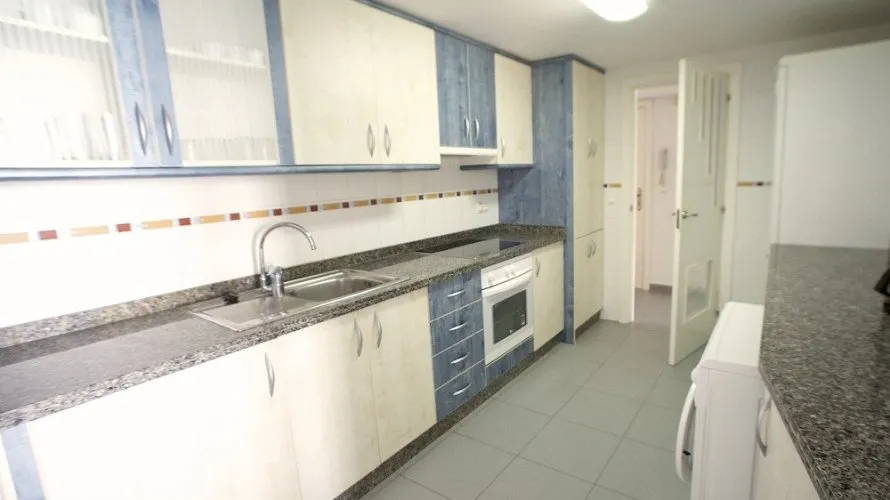 3 bedrooms apartment for sale, Calpe, Spain No. 1722 № 1