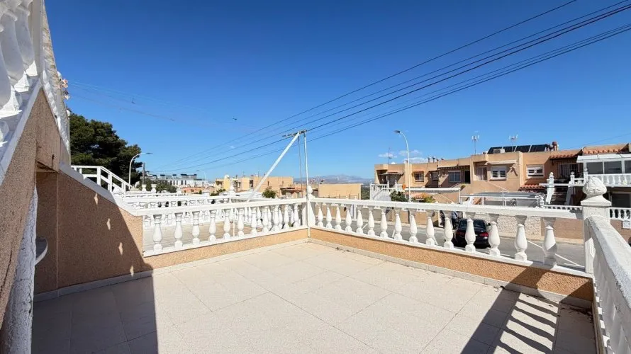 3 bedrooms house for sale, Gran Alacant, Spain No. 2349 № 10