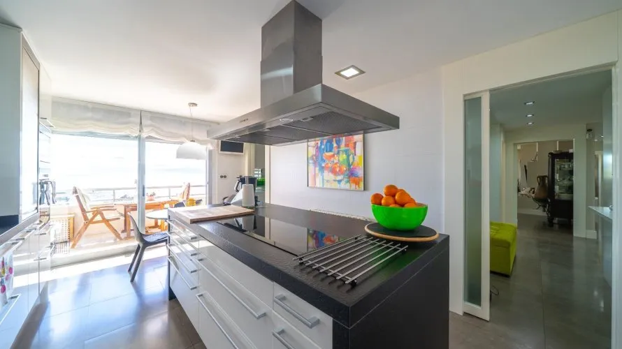 4 bedrooms apartment for sale, Villajoyosa, Spain No. 2306 № 5