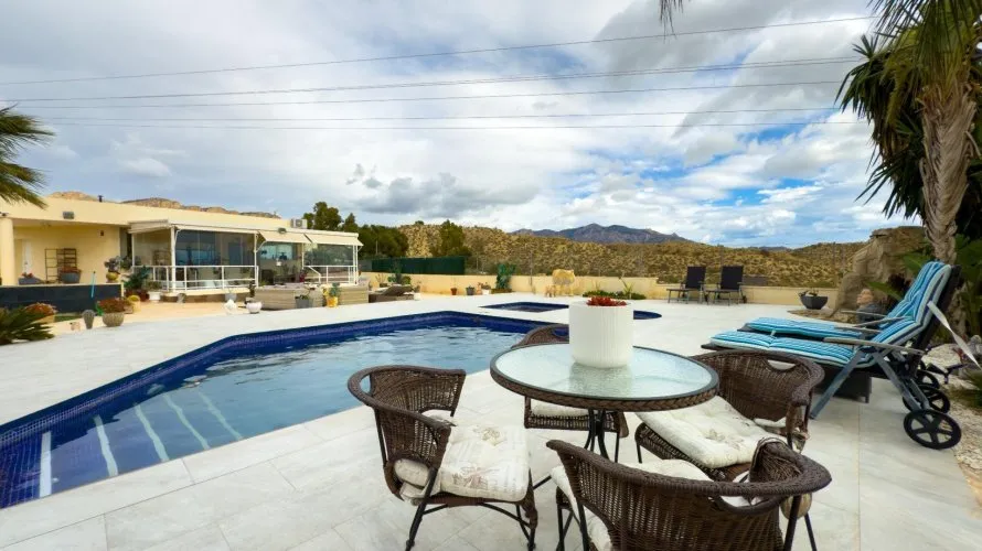 5 bedrooms apartment for sale, Jijona, Spain No. 2538 № 27