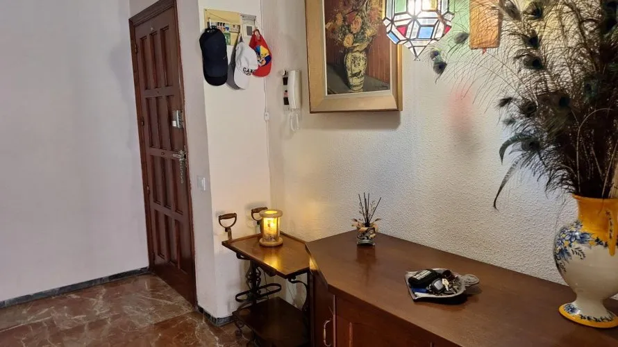 3 bedrooms apartment for sale, Alicante, Spain No. 1525 № 2