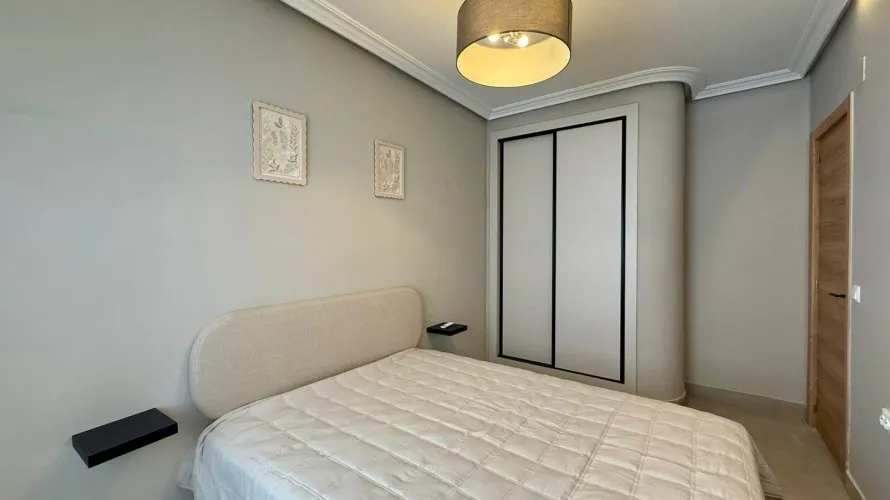 2 bedrooms apartment for sale, Torrevieja, Spain No. 2724 № 14