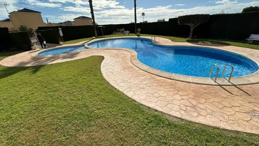 3 bedrooms house for sale, La Florida, Spain No. 1562 № 24