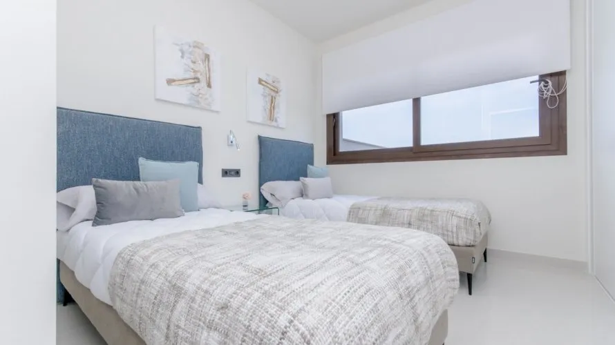 2 bedrooms bungalow for sale, Los Balcones, Spain No. 1756 № 12