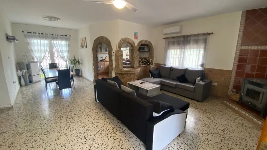 3 bedrooms house for sale, Algimia d'Alfara, Spain No. 1623 № 15