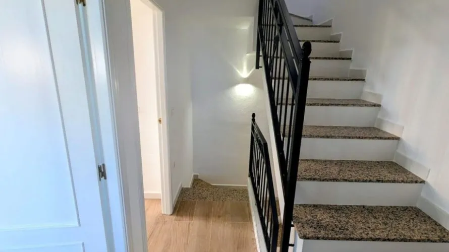 95m² apartment for sale, La Florida, Spain No. 2466