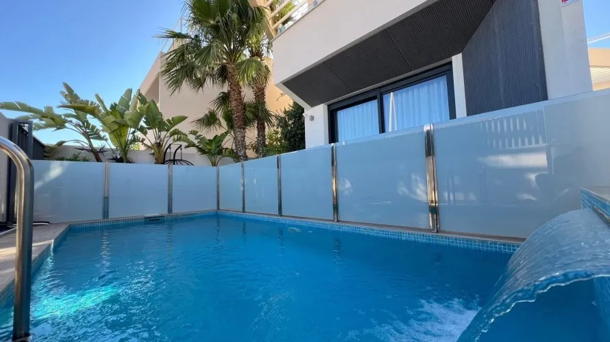 3 bedrooms villa for sale, La Veleta, Spain No. 1909 № 3