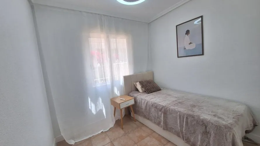1 bedroom bungalow for sale, Torrevieja, Spain No. 2421 № 14